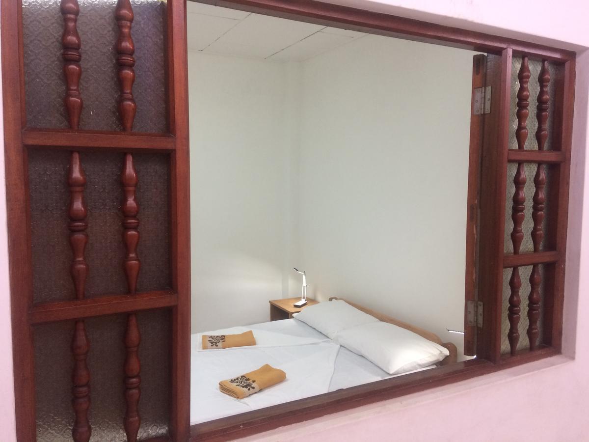 The Amazon Within Hostel อีกีโตส ภายนอก รูปภาพ